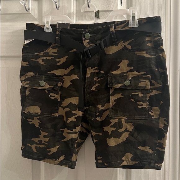 Kalowa NWT Hyperstretch Olive Camouflage Cargo Shorts Sz 3X - Picture 1 of 6